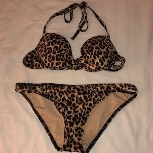 Victoria’s Secret leopard print bikini